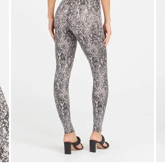 SPANX Faux Leather Snake Shine Leggings - Picture 3 of 4